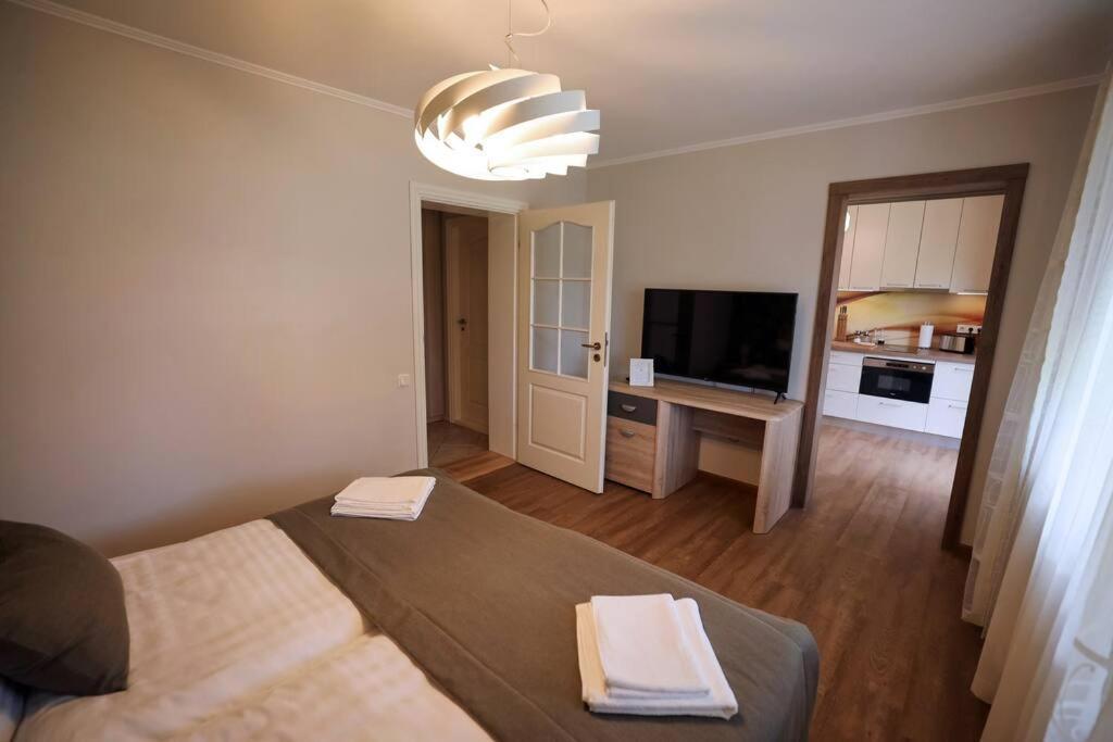 Greenland Apartments ツェーシス エクステリア 写真