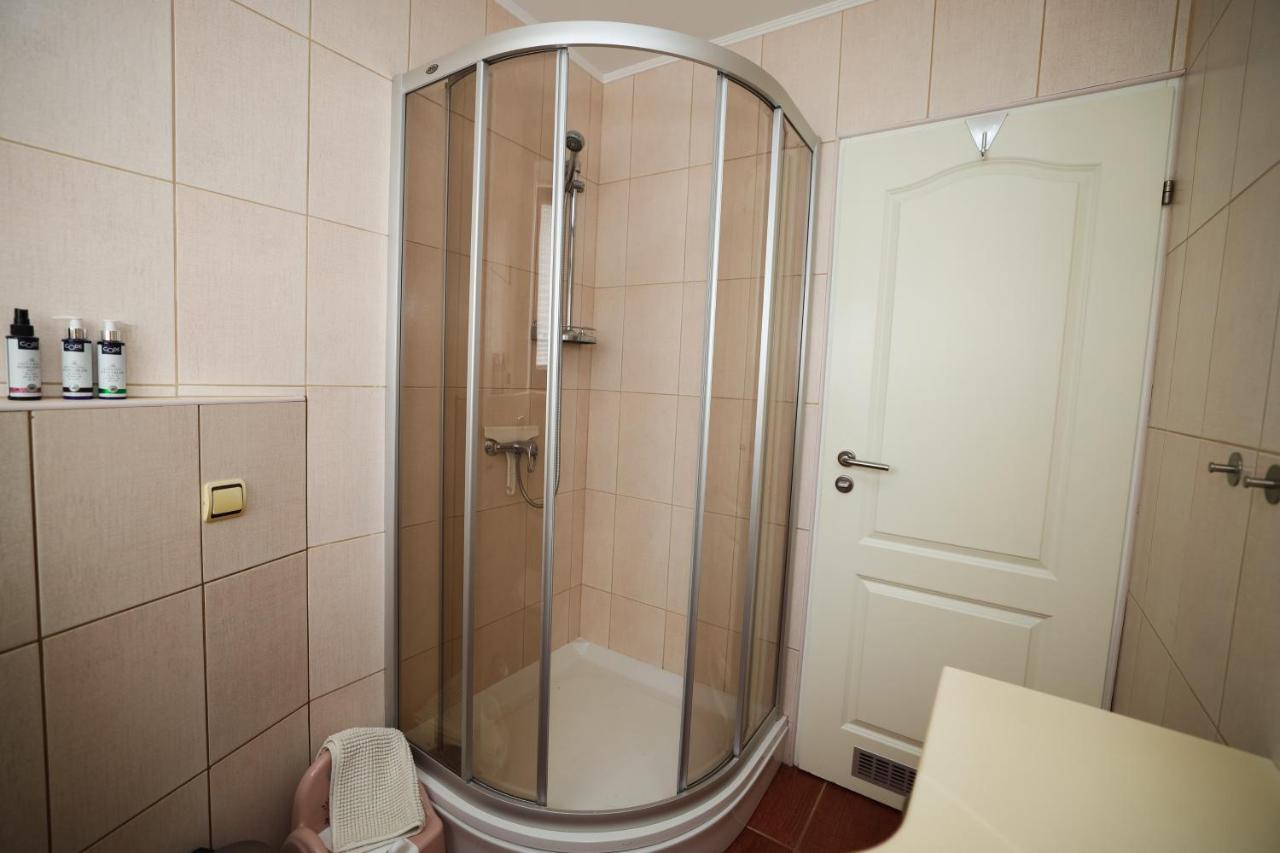 Greenland Apartments ツェーシス エクステリア 写真
