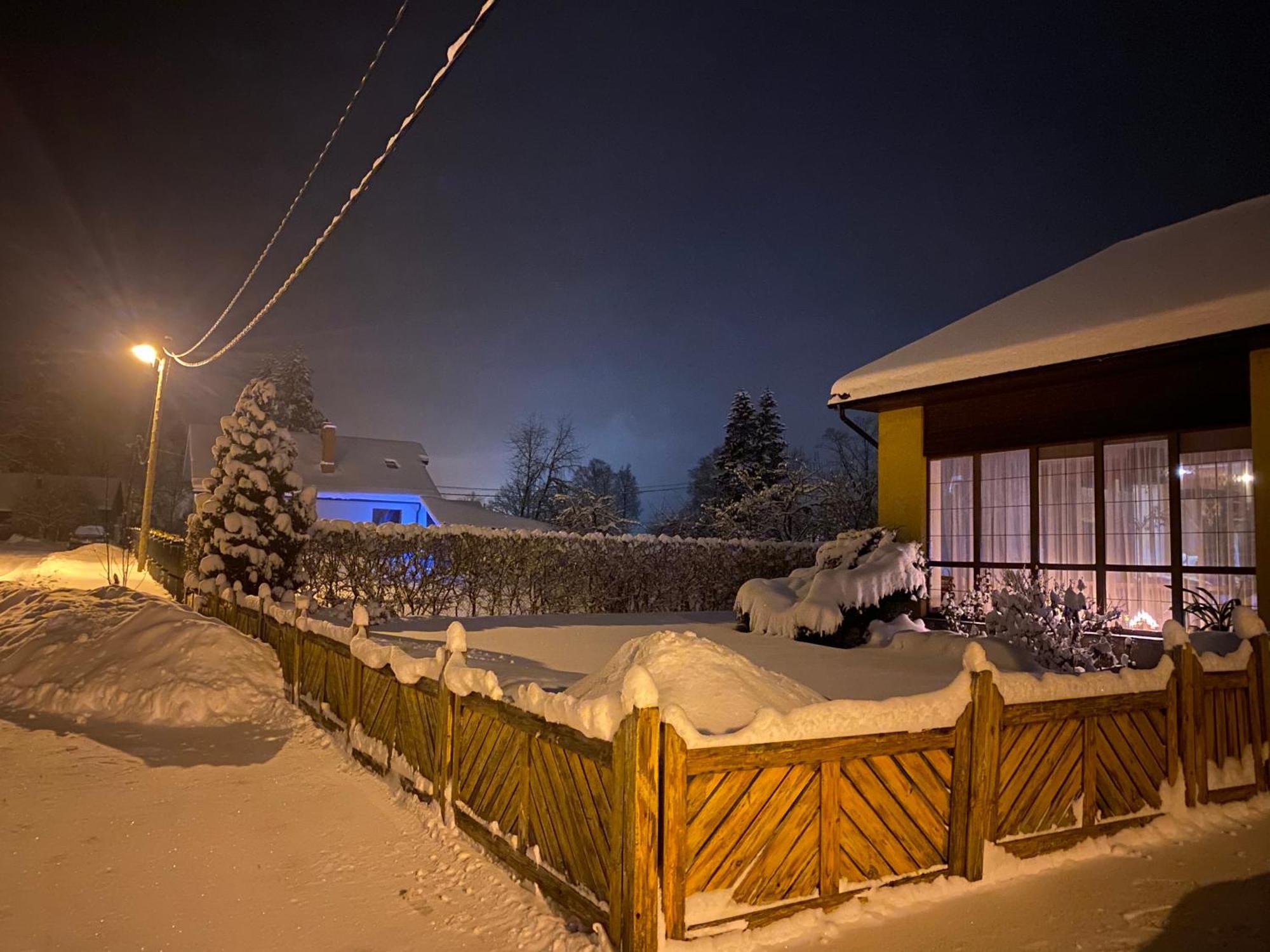 Greenland Apartments ツェーシス エクステリア 写真